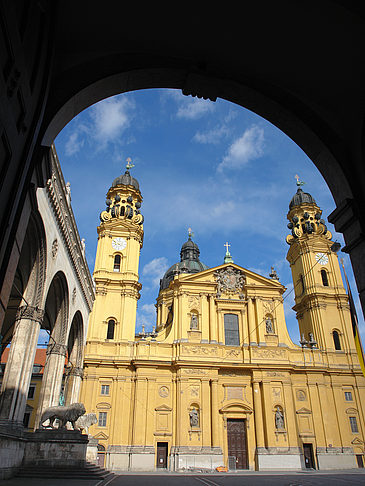 Theatinerkirche Fotos