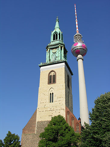 Foto Fernsehturm und Marienkirche