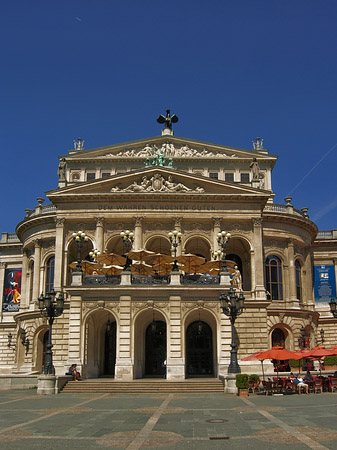 Fotos Alte Oper mit Schirmen | Frankfurt am Main