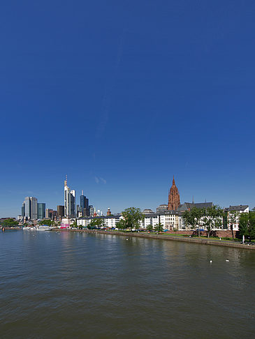 Foto Blick über den Main - Frankfurt am Main