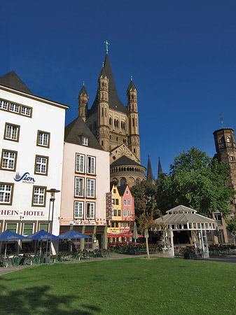 Foto Groß St Martin hinter Fischmarkt