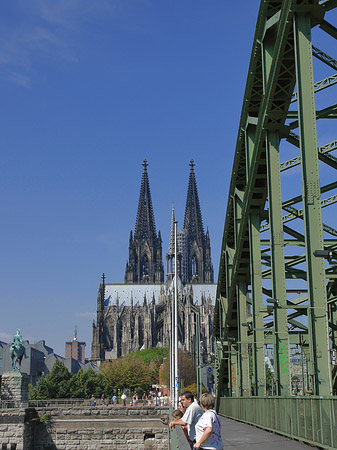 Foto Hohenzollernbrücke beim Kölner Dom