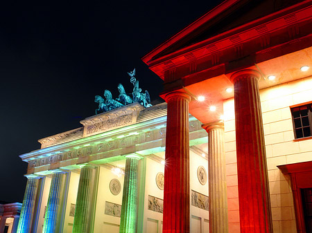 Brandenburger Tor bei Nacht Foto 