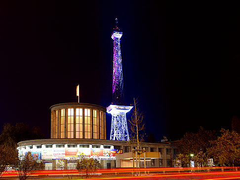 Funkturm und Messegelände Fotos