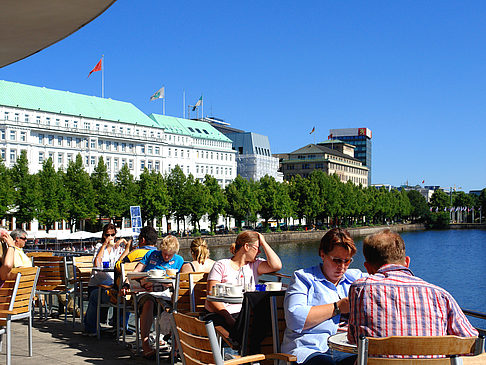 Brunchterrasse auf dem Alster Pavillon