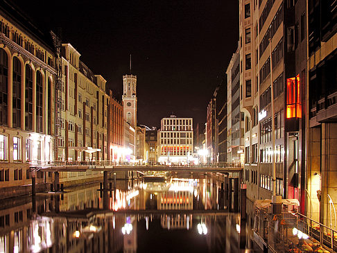 Foto Bleichenfleet bei Nacht - Hamburg