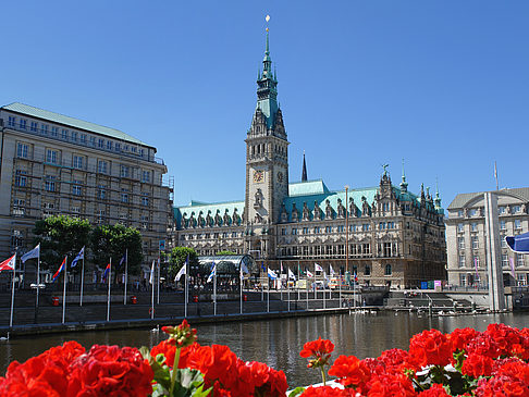 Fotos Rathaus mit Alsterfleet | Hamburg