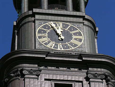 Foto St. Michaelis Kirche - Turm