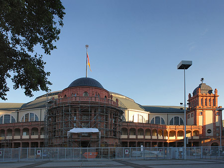 Festhalle auf Messeplatz