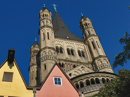 Groß St Martin hinter Fischmarkt